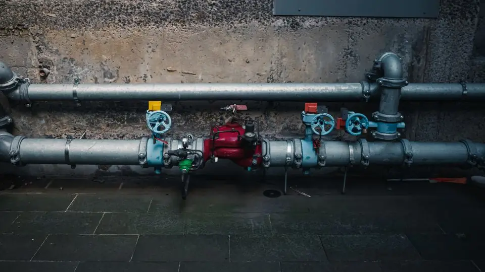 Industrial pipes and valves